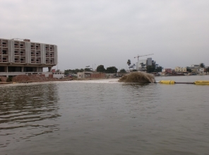 Reclamation in Baia de Luanda